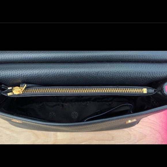 ๐นTory Burch Burch Britten Flap Leather Shoulder Bag ๐นNWT - Picture 7 of 11